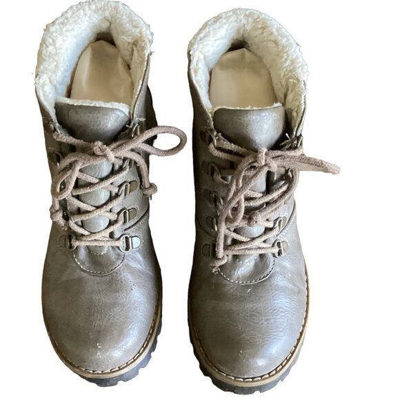 Sonoma Sz 7 Colbie Lace-Up Ankle Winter Boots Khaki-Beige 216i - Picture 1 of 8
